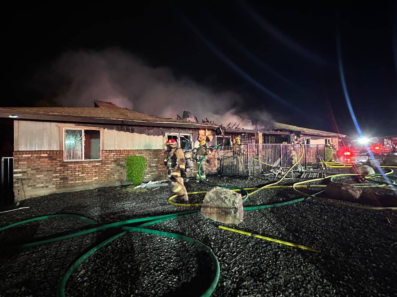 No se dieron a conocer más detalles, pero se espera que el Departamento de Bomberos proporcione mayor información sobre lo sucedido conforme avancen las investigaciones.
