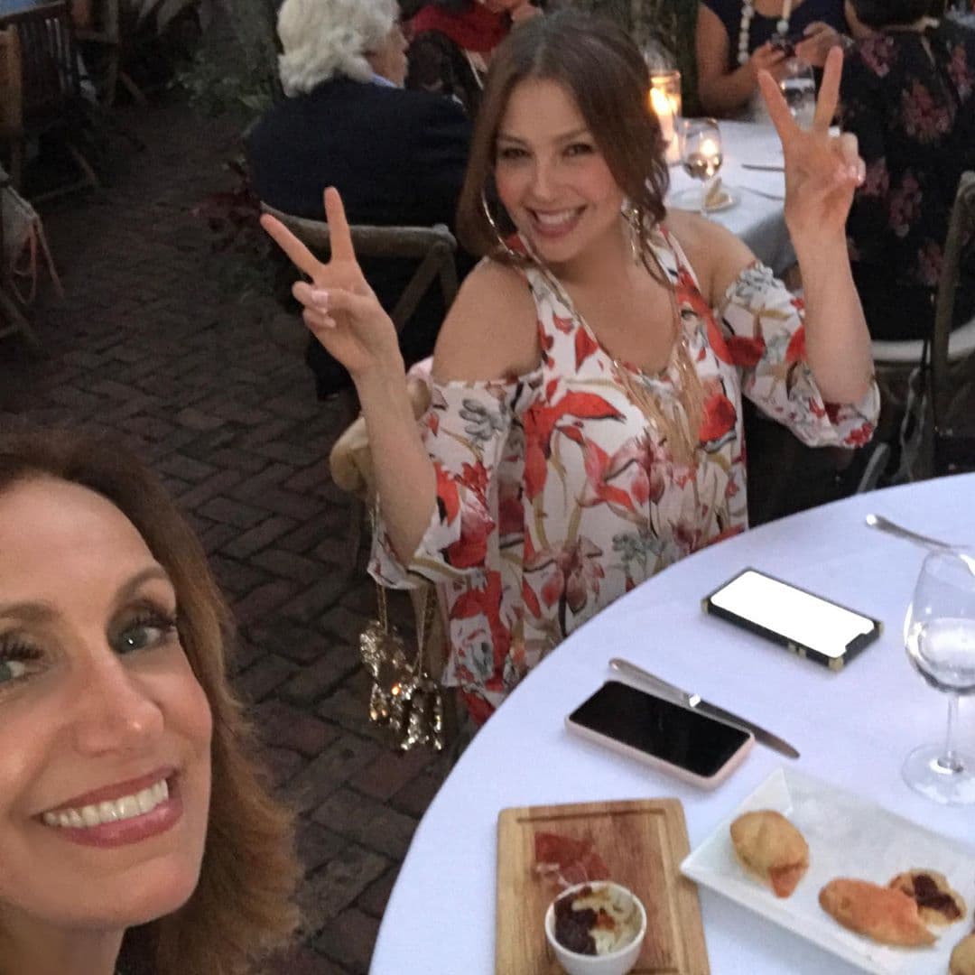 Es común que ambas compartan lo que ellas mismas califican como sus locuras en las redes sociales para demostrar su sólida amistad.