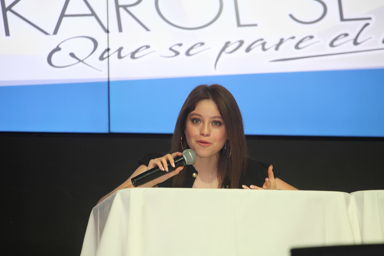 Karol Sevilla convocó a una conferencia de prensa en la Ciudad de México para hablar del inicio de su gira de conciertos como solista.
