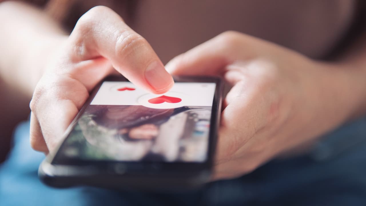 Residentes del Área de la Bahía pierden $45 millones en estafas del amor, según el FBI