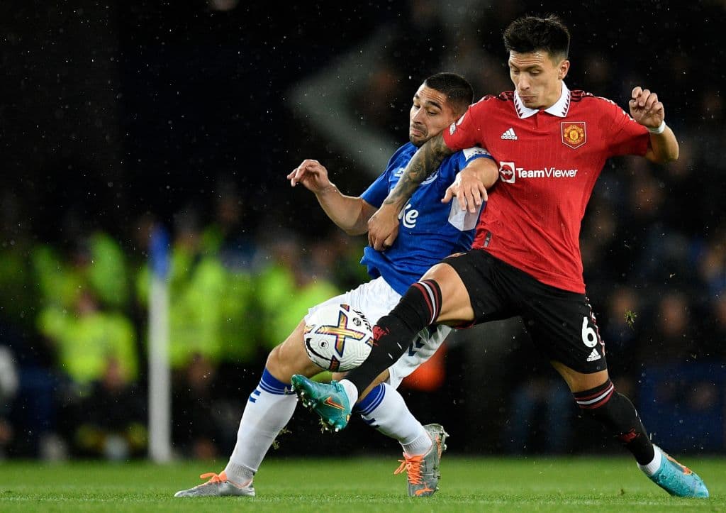 Cristiano Ronaldo llegó a los 700 goles en clubes con el tanto que le dio el triunfo este domingo al Manchester United por 1-2 sobre el Everton en el Premier League.