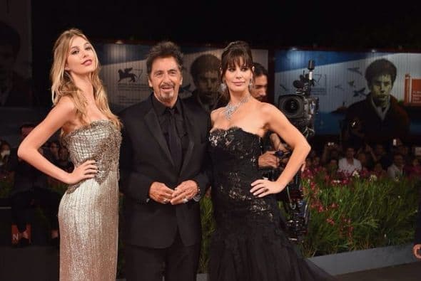 Mantiene una relación amorosa desde hace más de ocho años.