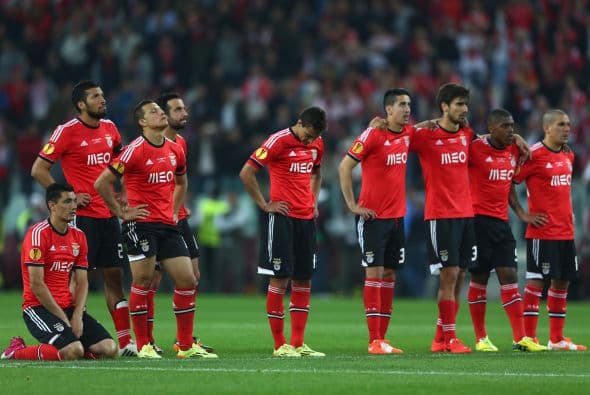 En ese año la prensa y los rumores pusieron al Benfica como el equipo donde podría marcarse Fabián a Europa. Al final acabó en simple rumor.