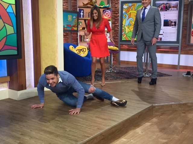 Lograr ponerse en pie y no caer era un gran reto.