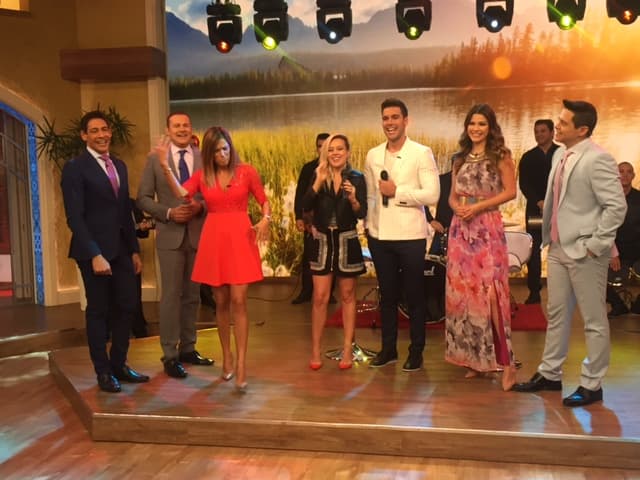 En la casita de Despierta América todos la pasan muy bien.