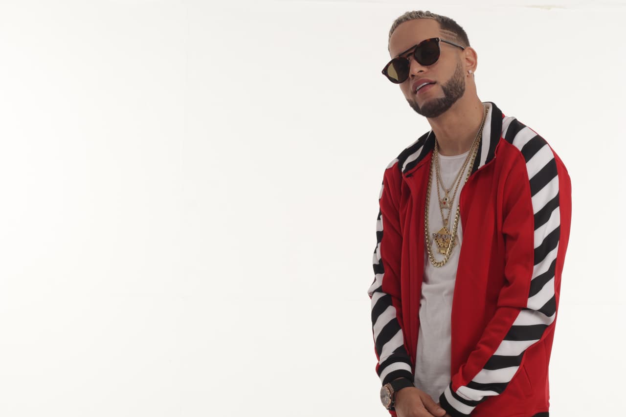 <b>Casper Mágico</b>
<br>Nominaciones 2:
<br>Remix Del Año: 'Te Bote REMIX' Nio García, Casper Mágico, Bad Bunny Ft. Ozuna, Nicky Jam, Darell
<br>Artista Revelación