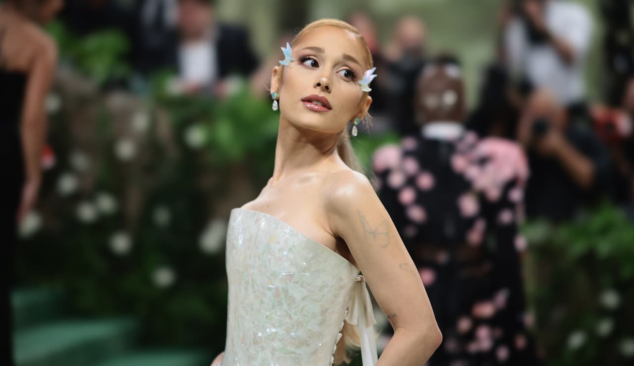 Ariana Grande en la Met Gala 2024