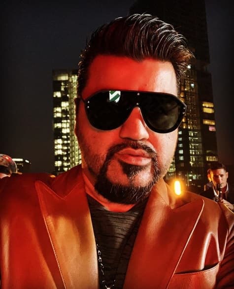 "Nada se pierde cuando nada se tiene, si lo pierdo o no lo gano no pasa nada, nunca lo tuve. 
<b><a href="https://www.univision.com/shows/despierta-america/es-cristiano-y-bien-portado-el-mimoso-cambio-su-vida-por-completo-video" target="_blank">Es un regalo de Dios;</a></b> Él ocasionó esto", expresó.