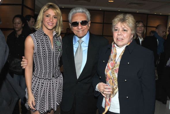 Shakira Isabel Mebarak Ripoll siempre ha dejado ver la gran admiración que siente por sus padres William Mebarak Chadid y Nidia del Carmen Ripoll Torrado.