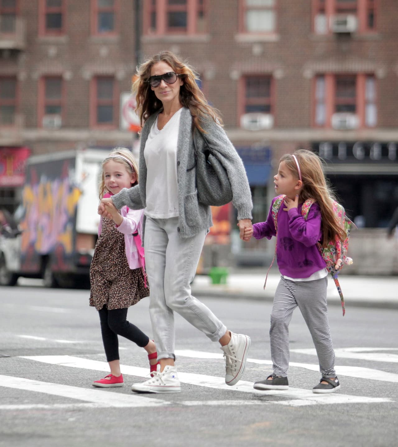 Sarah Jessica Parker se convirtió en madre de gemelas a través de un embarazo subrogado.