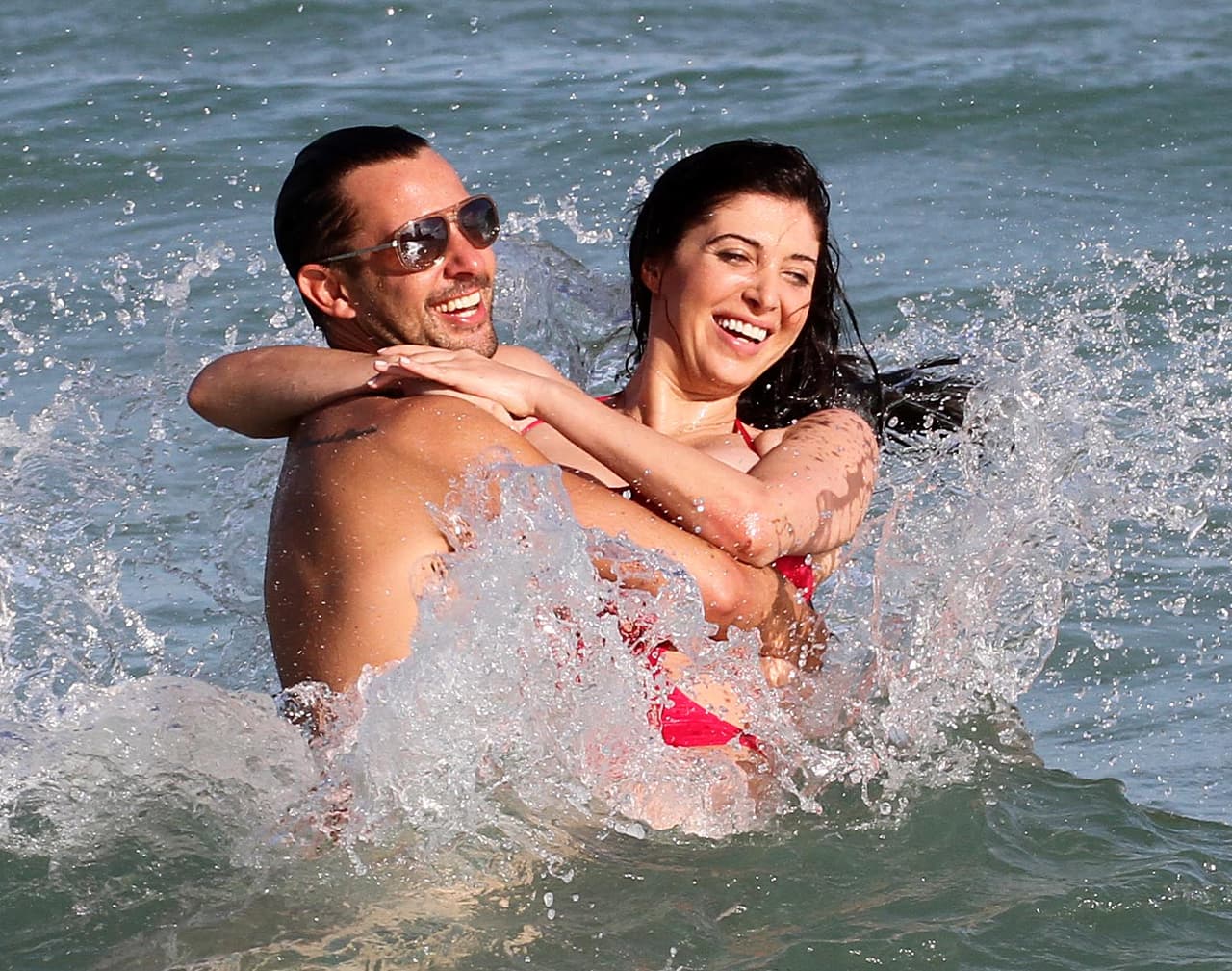 "Retozando" en el agua, muy divertidos.