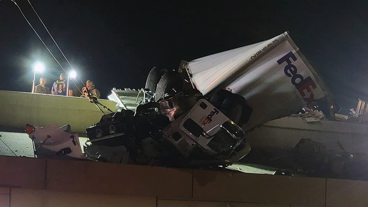 Muere un conductor de FedEx en la Interestatal 635 al norte de la ciudad de Dallas