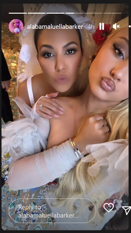 En la boda, el ahora matrimonio tuvo como damas de honor a sus respectivas hijas.
<br>