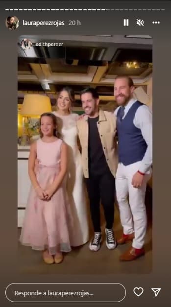 La sorpresa de la noche también estuvo a cargo de Carlos, ya que invitó a su boda al cantante Manny Cruz, de quien Laura es fanática.