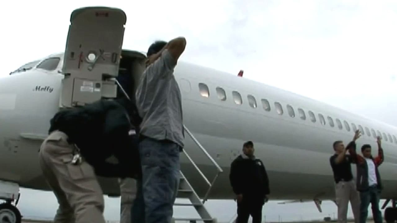 Avalan deportación de inmigrantes a terceros países, ICE lanza convocatoria y se acaba Medicaid