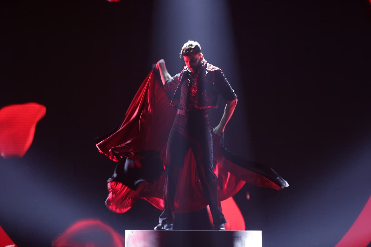 Sin miedo alguno, Jomari realizó los ensayos de su baile durante toda la semana. "Yo dije sí y voy a bailar, pero yo pongo las condiciones", comentó el conductor.