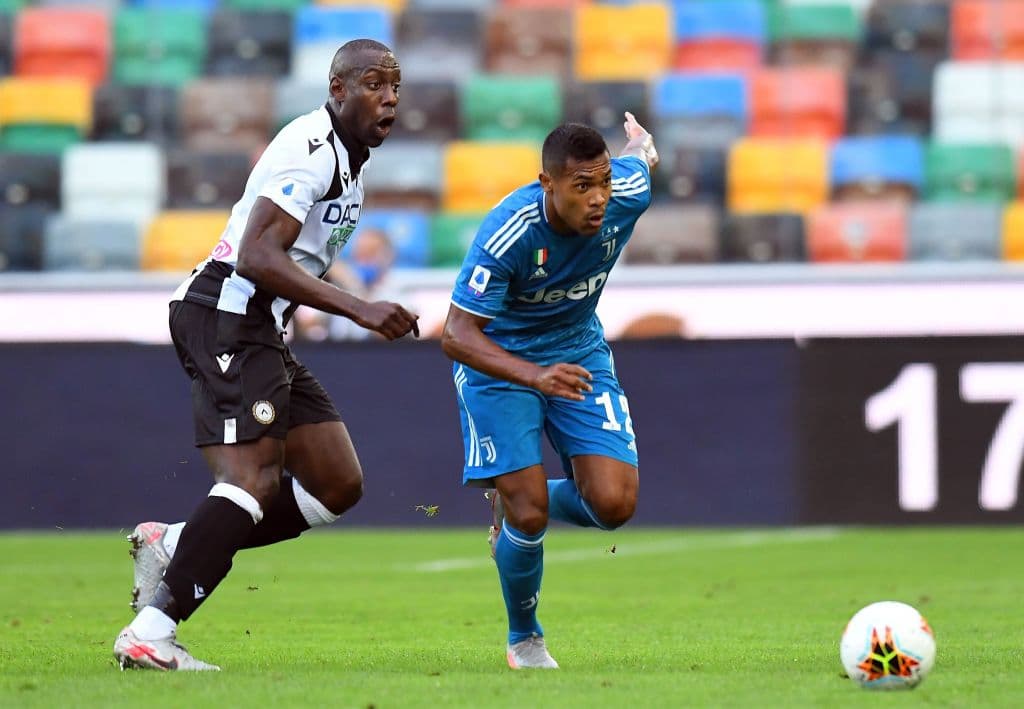La primera mitad fue claro el dominio de Juventus sobre los locales.