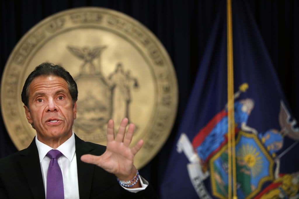 Andrew Cuomo no asegura que se lanza para gobernador, pero tampoco lo desmiente