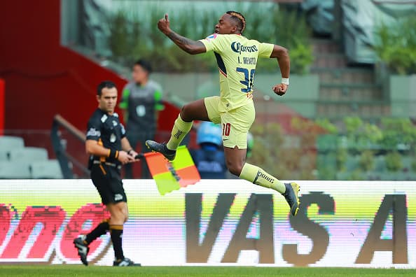 Al minutro 13 de acción apareció una gran jugada individual de Renato Ibarra, sacó un potente tiro de larga distancia y el esférico se incrustó en el ángulo.