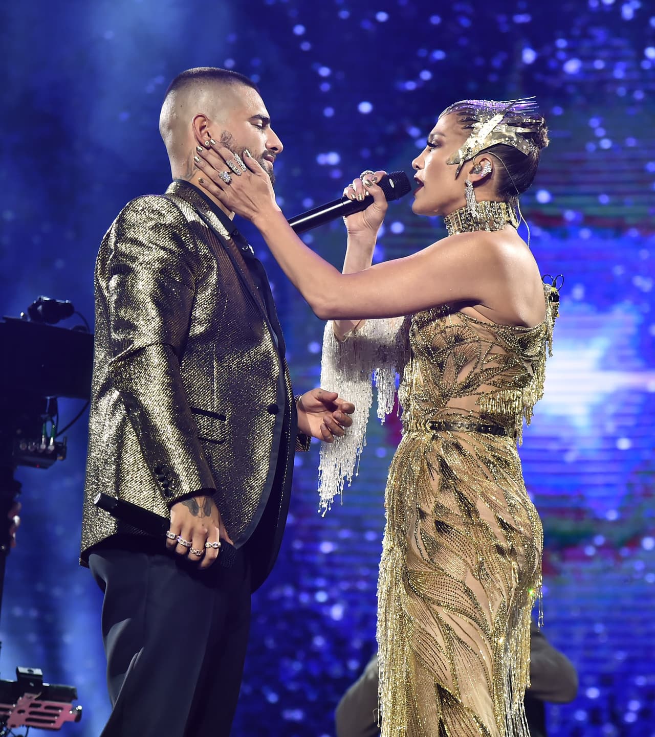 En la última cinta que aún está en fase de rodaje, Jennifer López comparte créditos con el cantante colombiano 
<b><a href="https://www.univision.com/famosos/jlo-y-maluma-revelan-imagenes-de-su-primer-dia-de-trabajo-para-la-pelicula-marry-me-fotos" target="_blank">Maluma</a></b>.