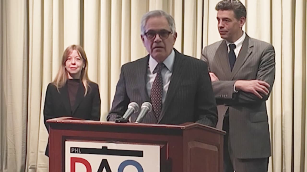 Arrestan a presunto defraudador de adulto mayor en Filadelfia; fiscal comparte recomendaciones
