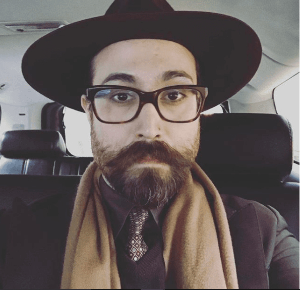 Sean Lennon nació el 9 de octubre de 1975, justo el día del cumpleaños número 35 de su talentoso padre.
