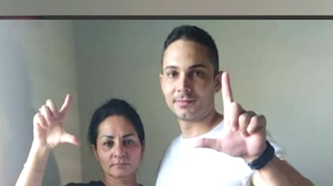 Madre pide que liberen a su hijo, un preso político en Cuba que está en huelga de hambre