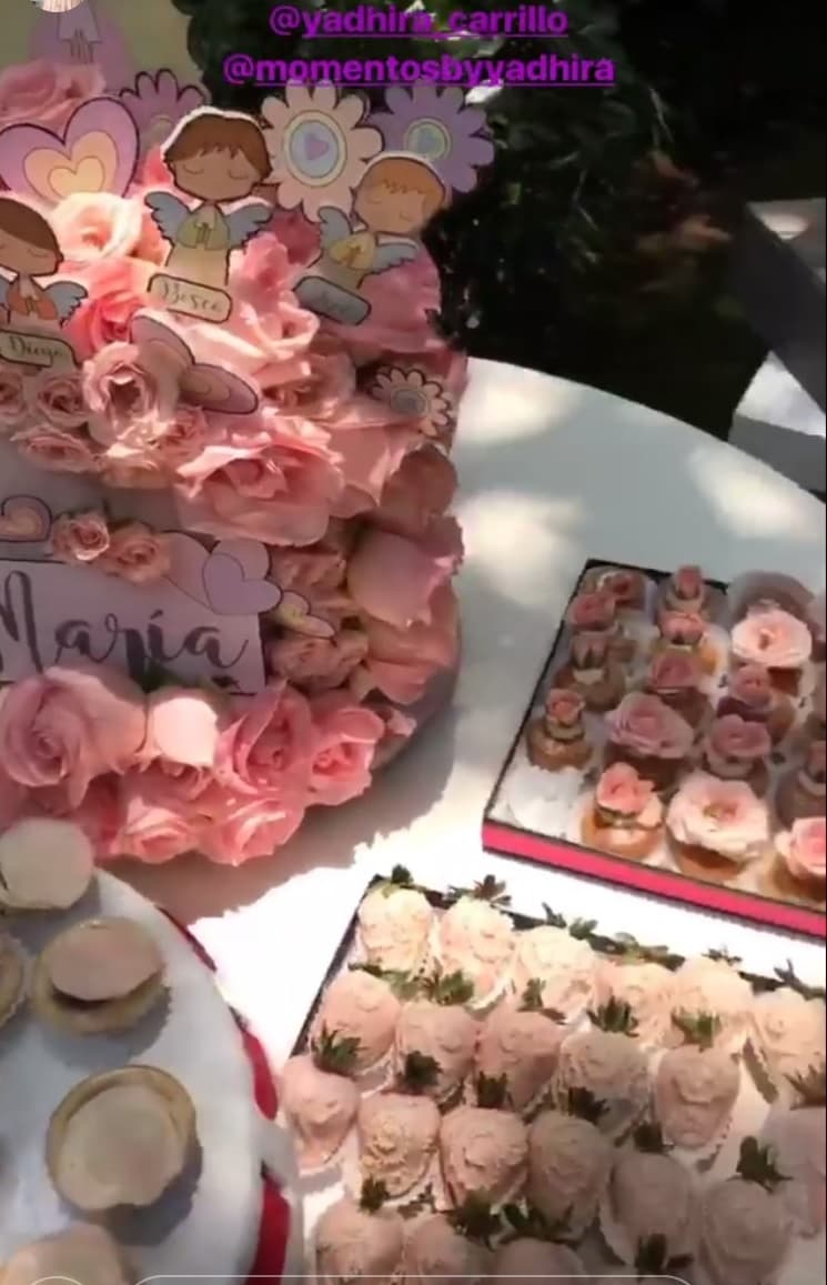 Este es el tercer baby shower para María. El pasado mes de abril Inés Gómez Mont celebró el primero, con un grupo de fanáticas.