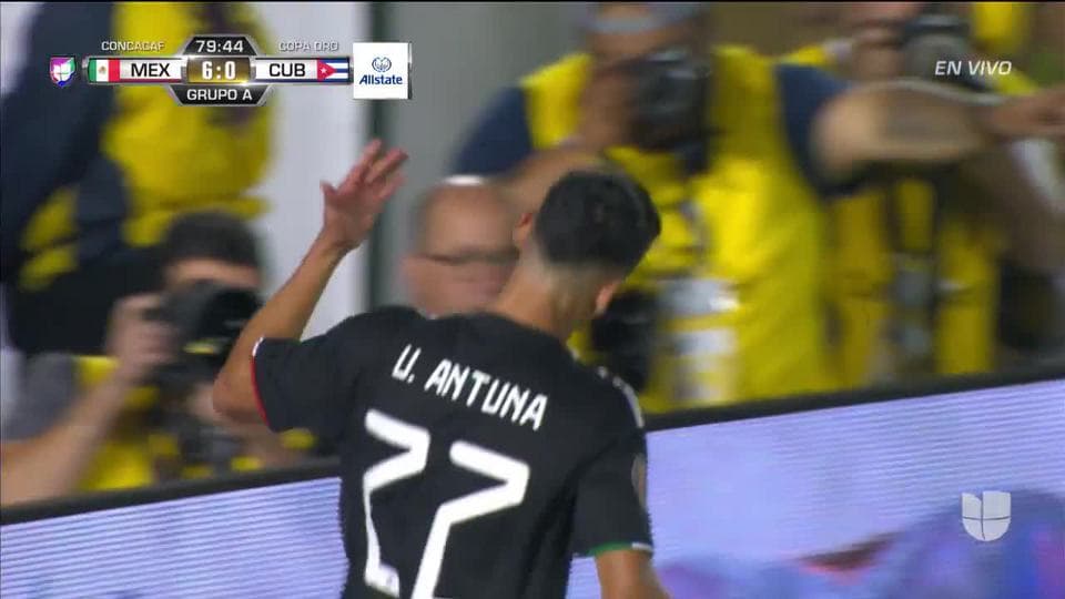 ¡GOOOL! Uriel Antuna anota para Mexico