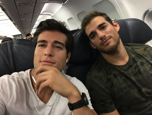 Vive un gran momento profesionalmente y él lo disfruta junto a sus seres queridos.