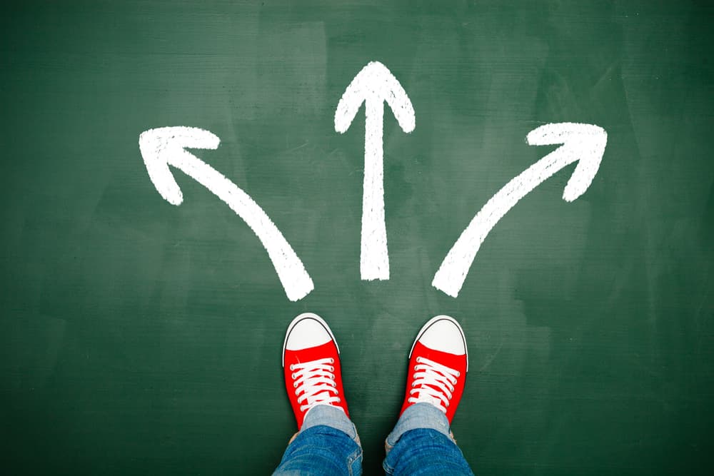 <b>CAPRICORNIO</b>
<br>Puede que sean días complicados en los que se te presenten retos en algún ámbito en particular de tu vida. En lugar de cegarte o dejar que te provoquen dolores de cabeza, aprovecha la oportunidad para hacer un balance y ver qué te conviene más. Es una nueva aventura a la que no debes temerle.