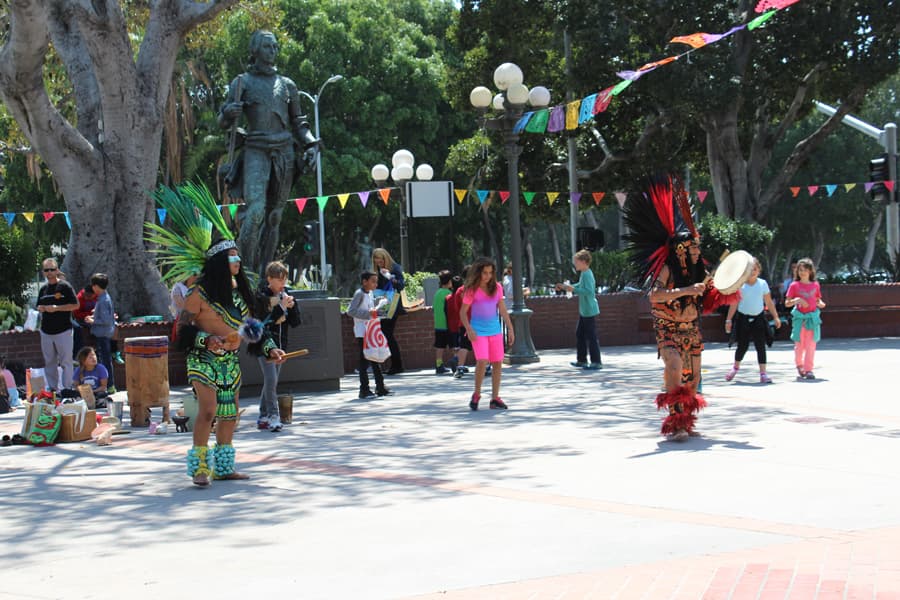 A lo largo del año se llevan a cabo ventos en honor a los festejos tradicionales de México.