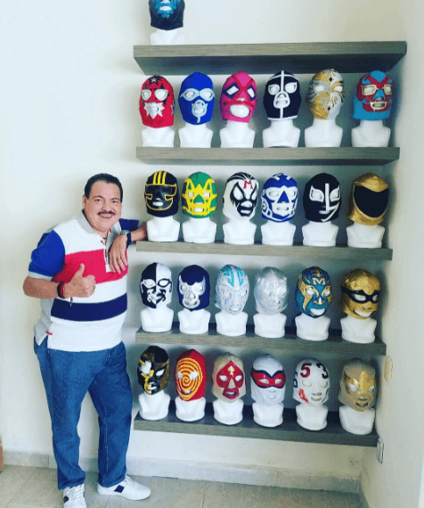 Durante la etapa de los 90's, la agrupación se renovó con la llegada de Julio Preciado.