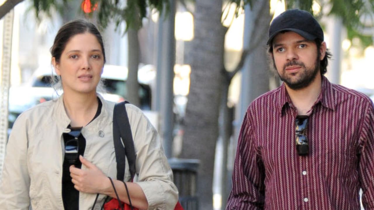 Adela Noriega estaba acompañada por su hermano.