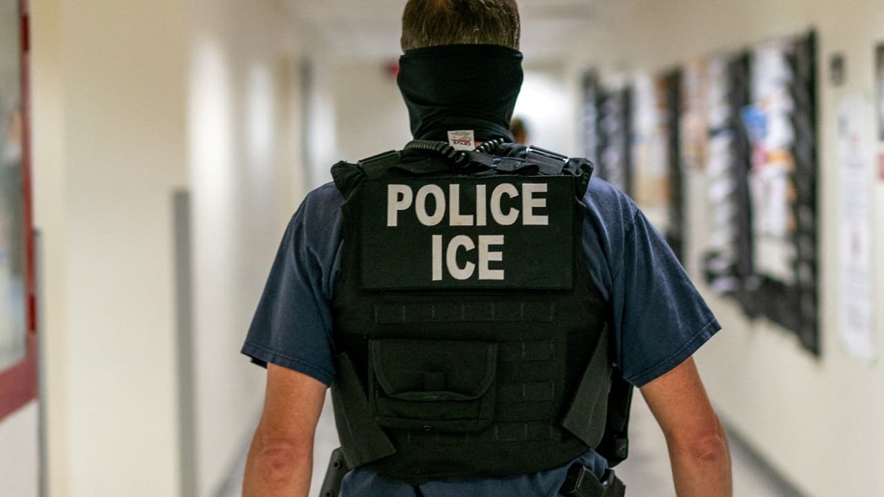 Jaime Florez pide investigar posibles abusos de agentes de ICE contra inmigrantes