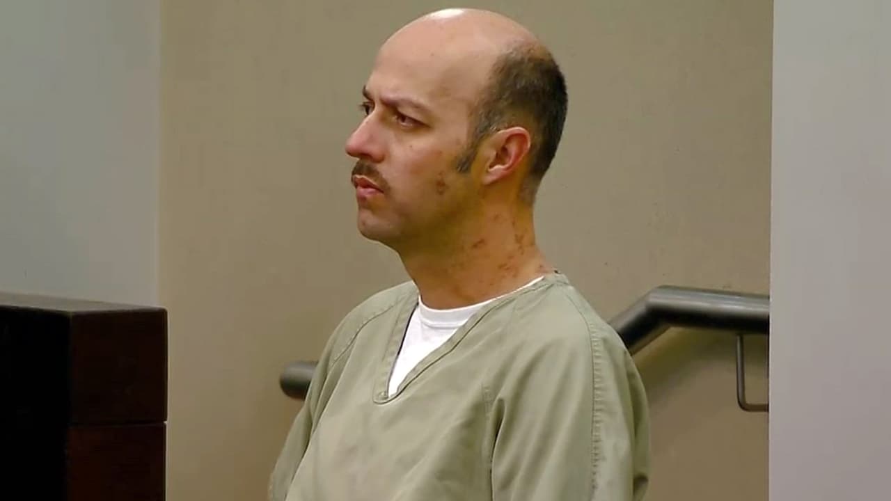 Loaiza, quien se dio a conocer como lanzador de béisbol profesional que jugó en las Grandes Ligas de Béisbol, se declaró culpable y fue condenado a 36 meses (3 años) de cárcel y 5 de libertad condicional. 
<br>