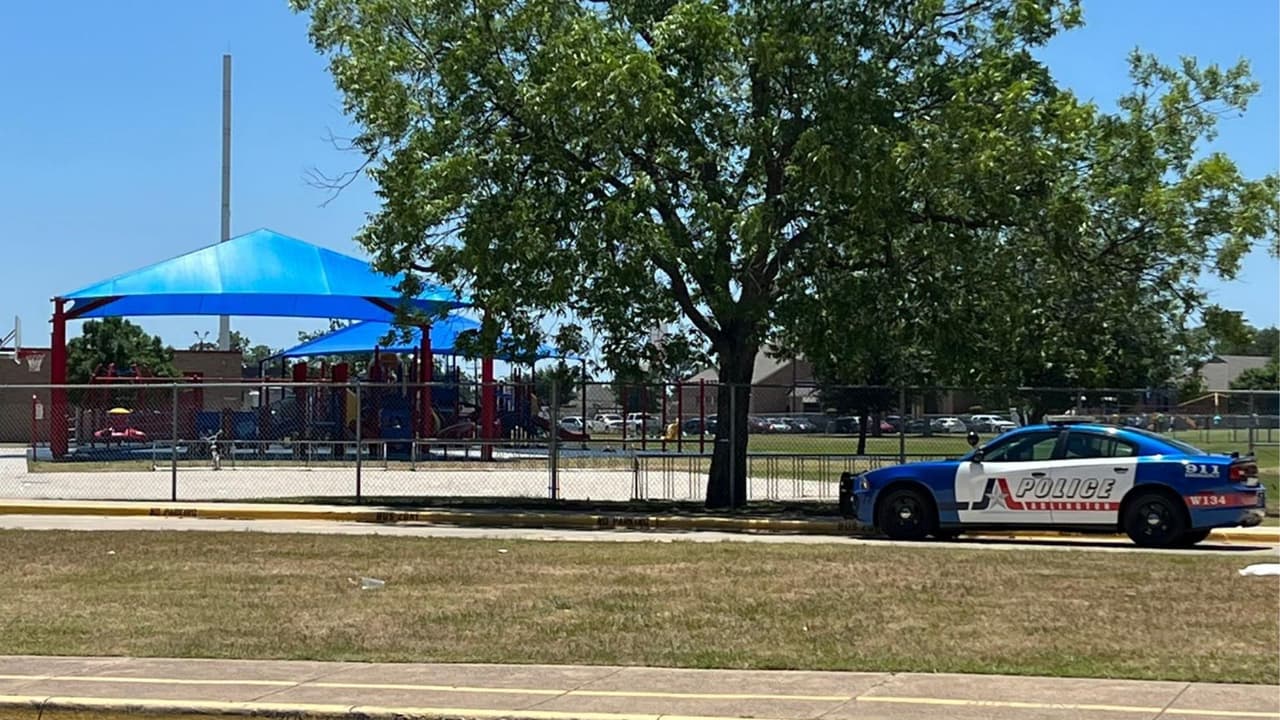 Cierran escuela de Arlington luego de que un hombre accionara por error su arma