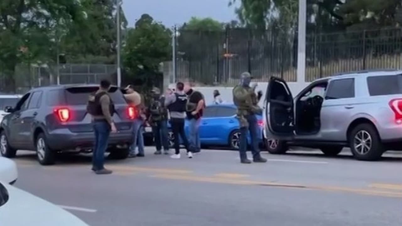 Detención 'relámpago' en L.A.: Agentes de ICE arrestan a padre de familia camino al trabajo