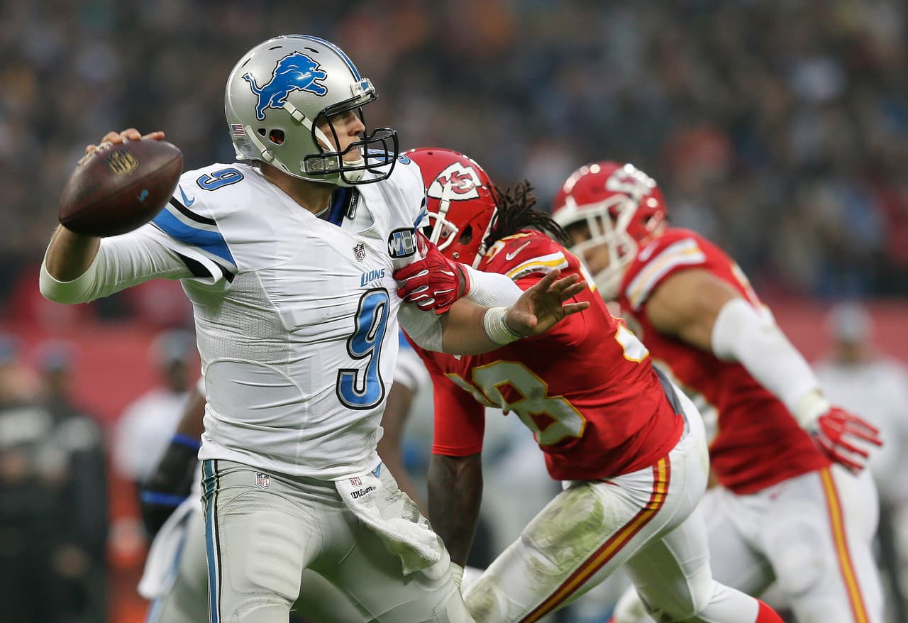 Los Kansas City Chiefs cerraron la Serie Internacional 2015 en el Wembley Stadium de Londres, Inglaterra con un contundente triunfo por 45-10 sobre los Detroit Lions.