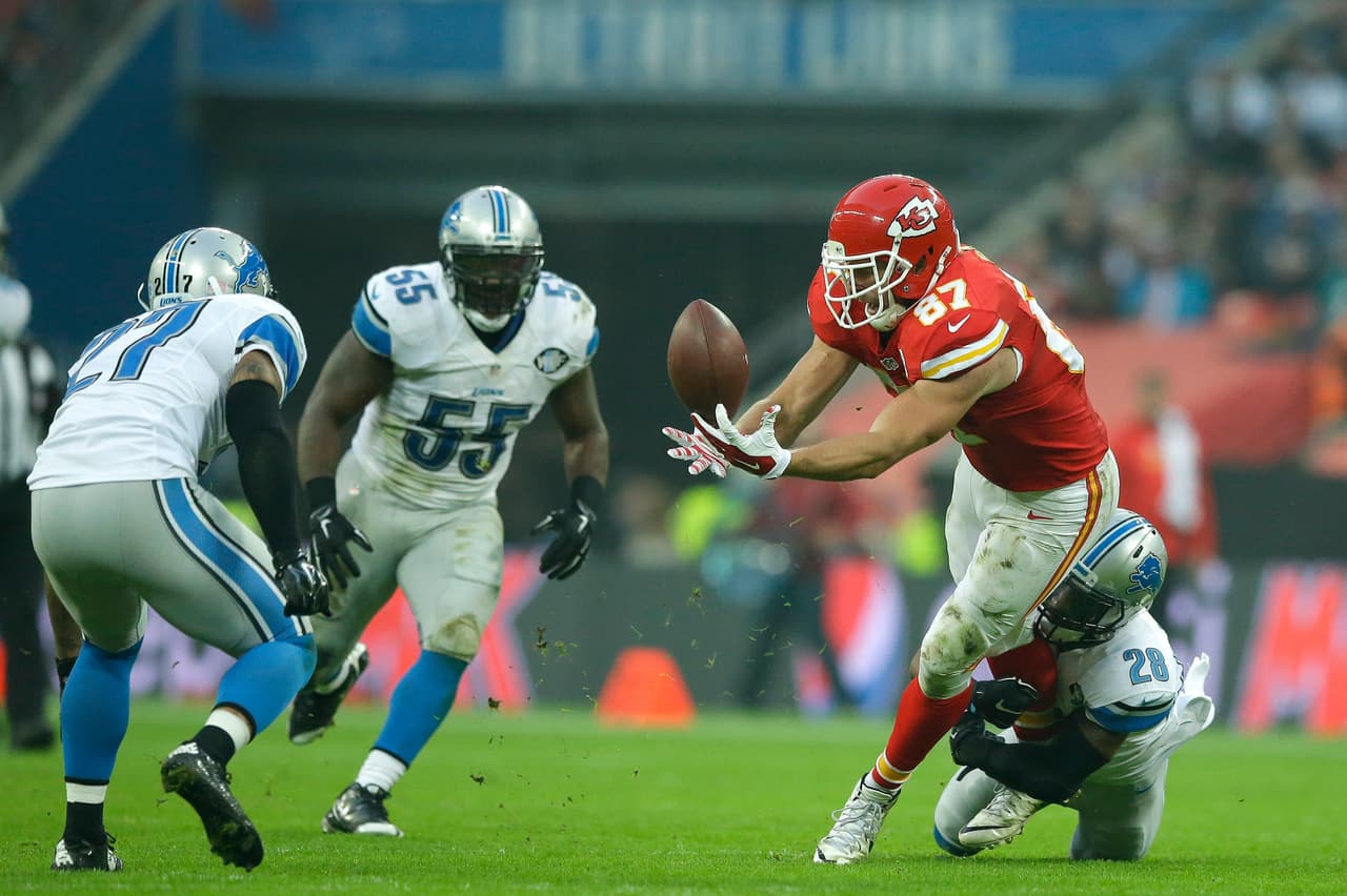 Los Kansas City Chiefs cerraron la Serie Internacional 2015 en el Wembley Stadium de Londres, Inglaterra con un contundente triunfo por 45-10 sobre los Detroit Lions.