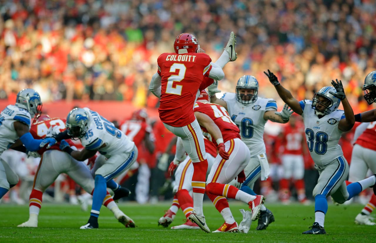 Los Kansas City Chiefs cerraron la Serie Internacional 2015 en el Wembley Stadium de Londres, Inglaterra con un contundente triunfo por 45-10 sobre los Detroit Lions.
