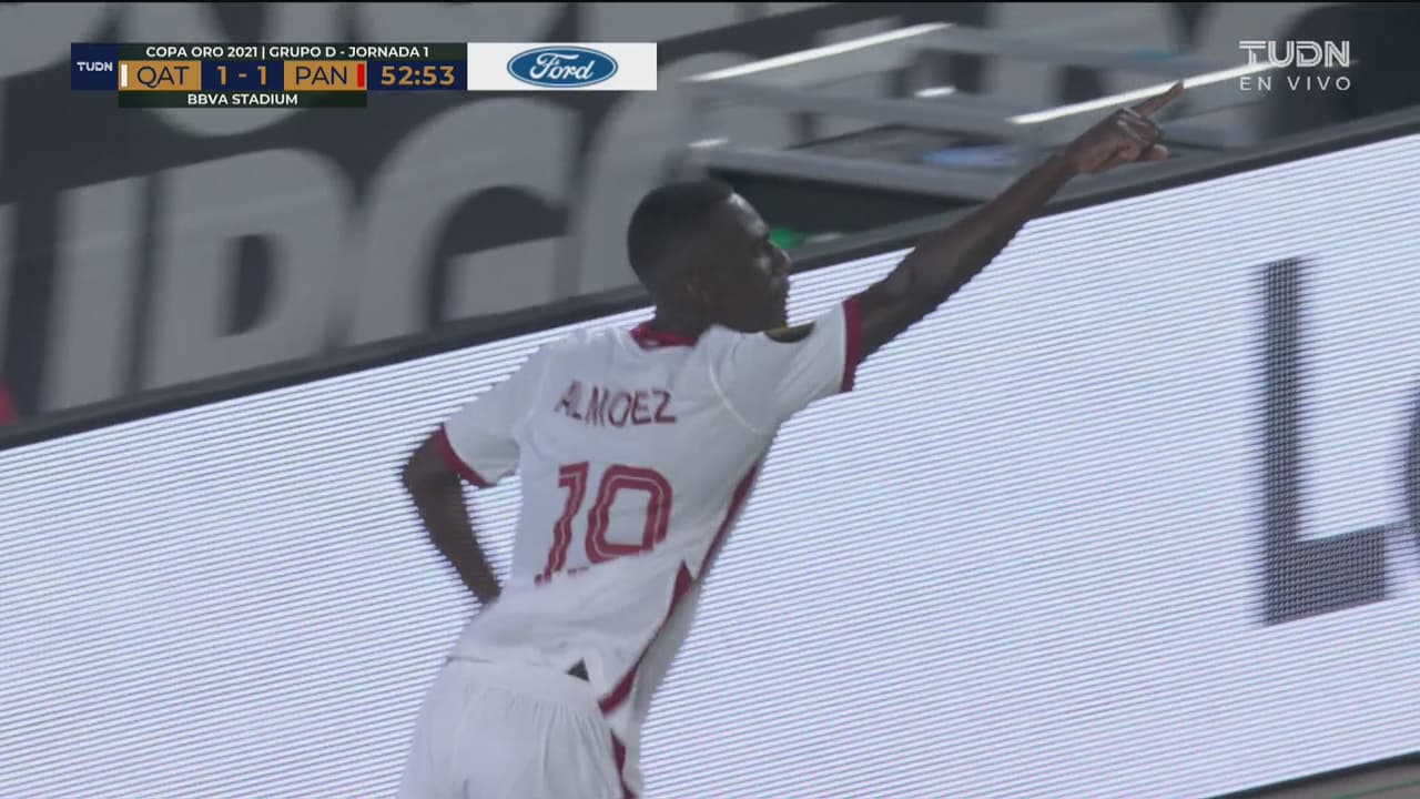 ¡Duelo de locos! Almoez Ali se escapa y recupera la ventaja 2-1 de Qatar
