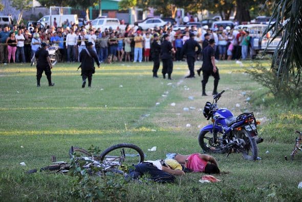 La fuente oficial precisó que el número de muertes violentas por cada 100 mil habitantes fue de 77 y que las armas de fuego y blancas fueron la principal causa de esos decesos.