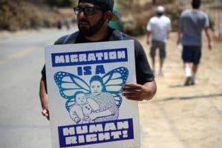 Caravana de 365 millas cruza por Murrieta en solidaridad con los migrantes