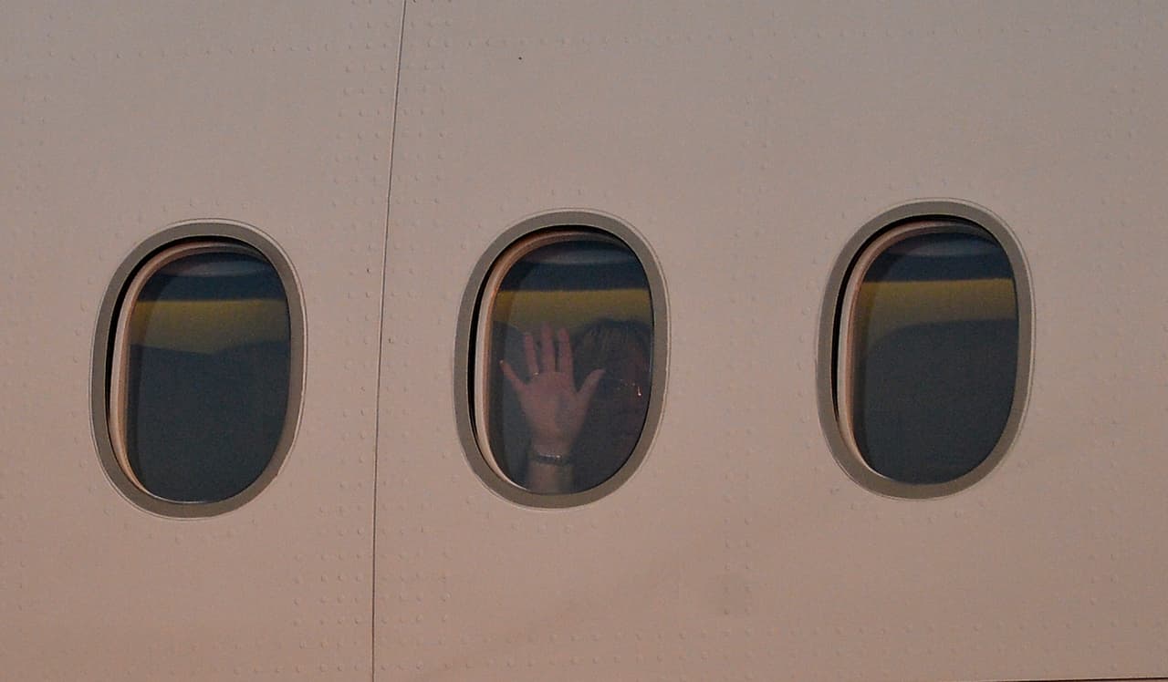 Cientos de aviones y pasajes a $4,000: la migración cubana en vuelos chárter