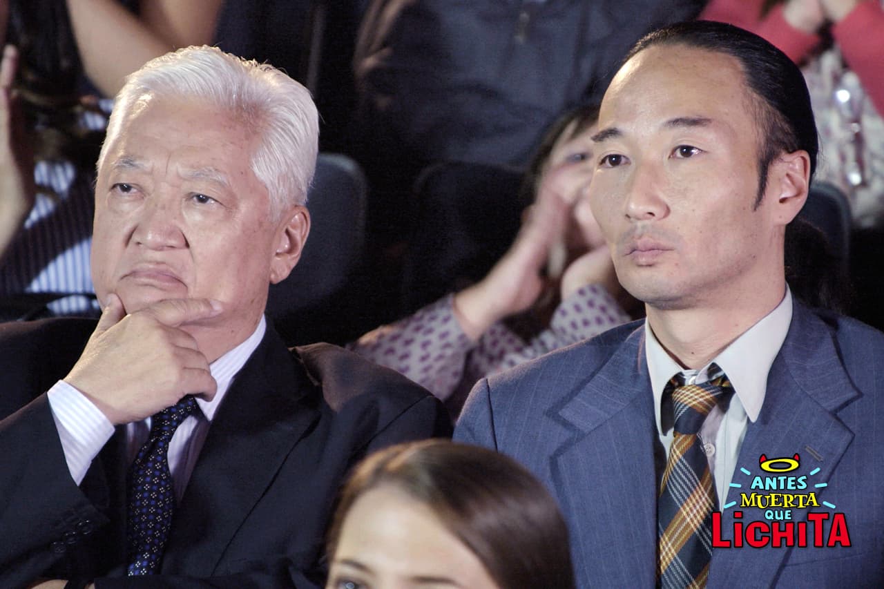 El señor Matsumoto y su comitiva quedan asombrados con la presentación de Lichita, y aceptan que Icónika lleve su marca.