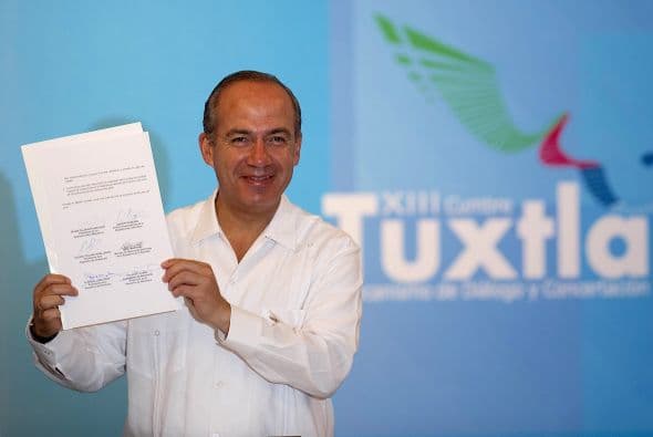 El mandatario subrayó que a 20 años de la creación del Mecanismo de Tuxtla, México refrenda su voluntad política de fortalecer los lazos de amistad, identidad, solidaridad y cooperación que unen a los pueblos de la región.