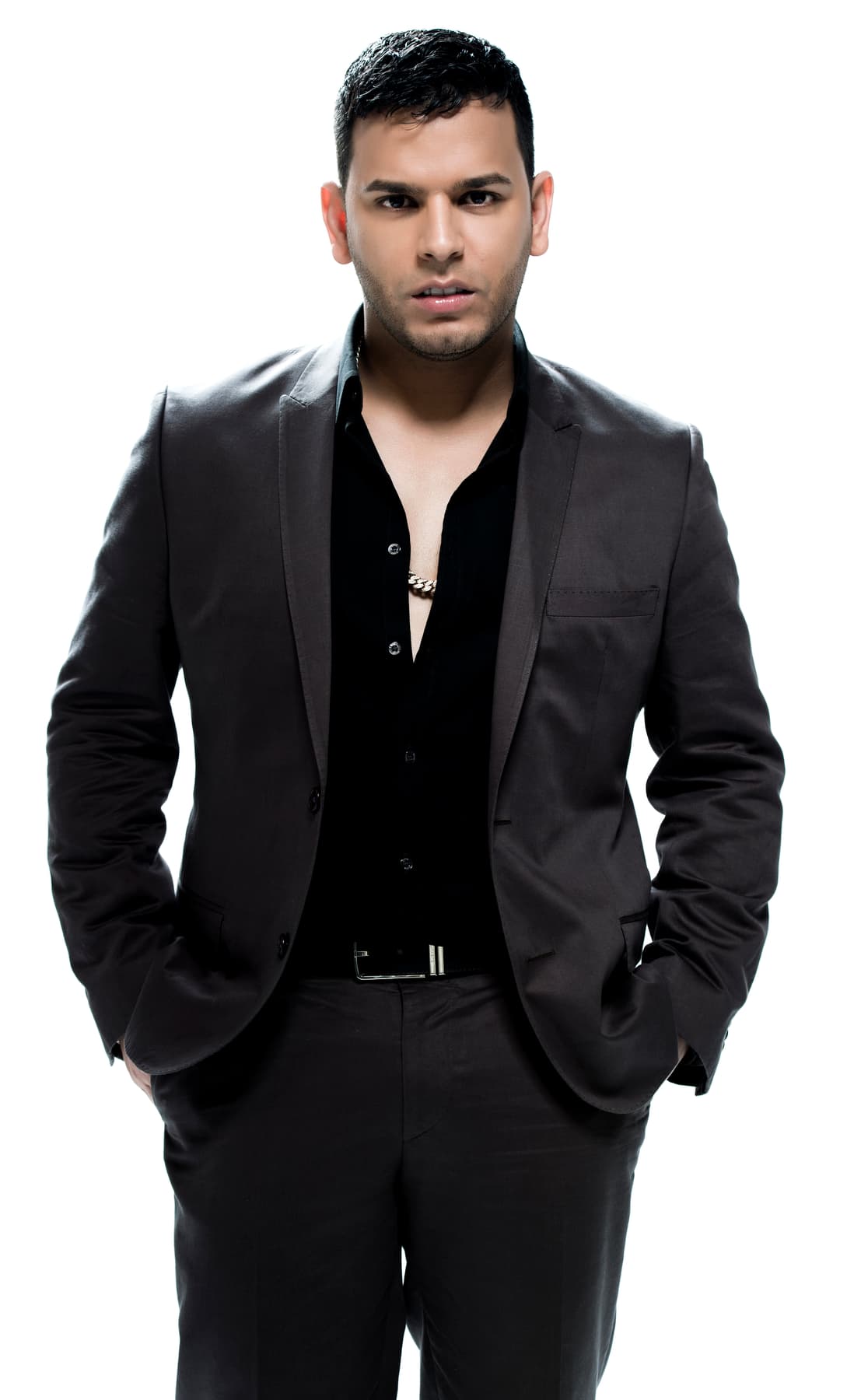 Tito El Bambino se lleva una nominación en la categoría urbano como Álbum del Año por 'Alta Jerarquía'.