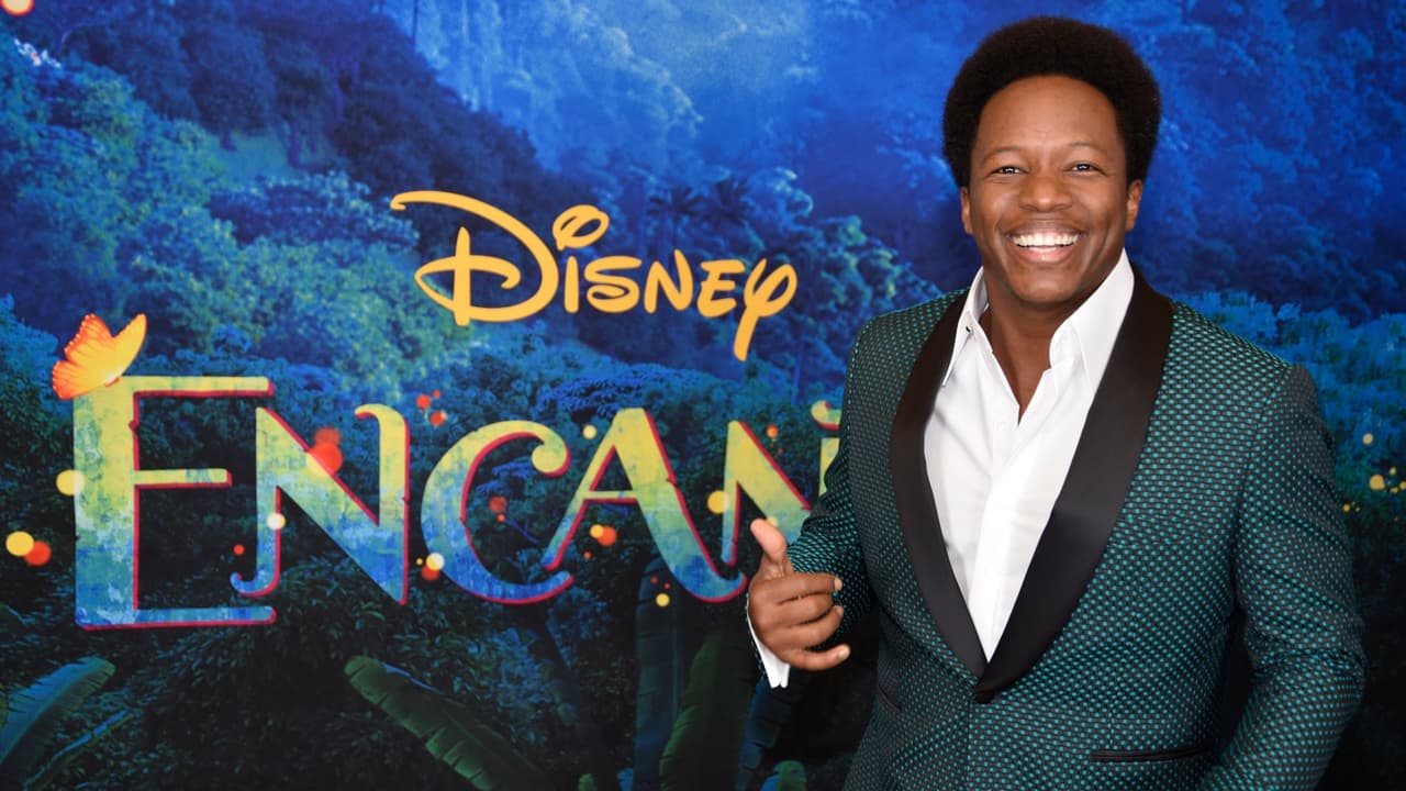 'No se habla de Bruno' es toda una joya musical. 
<b>Dale play al video</b> y conoce lo que piensa de Mauro Catillo (cantante, compositor y actor colombiano quien le da vida a Félix en la cinta de Disney).