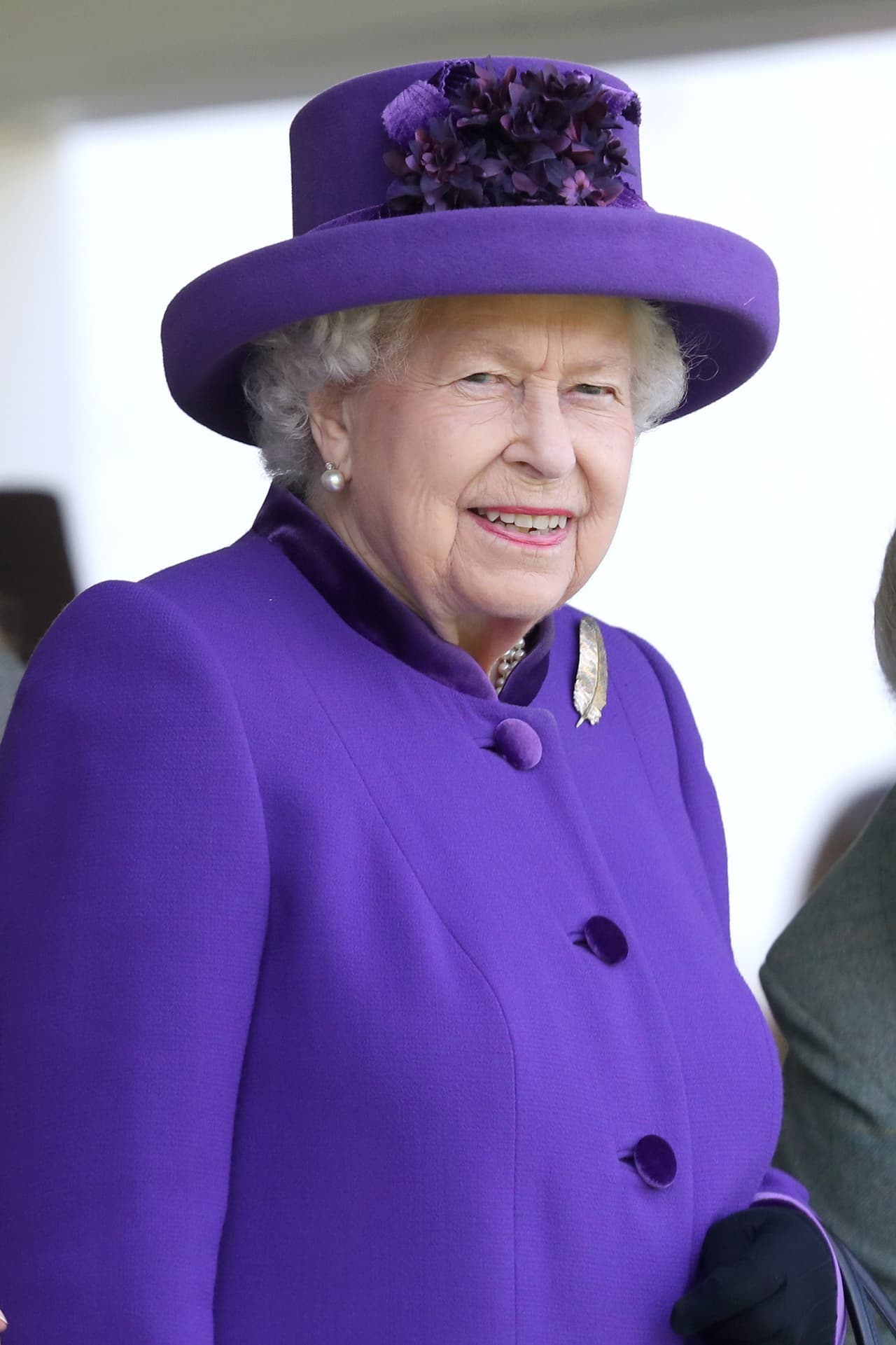 La
<b> <a href="https://www.univision.com/famosos/desvistiendo-a-meghan-markle-lo-que-revela-un-ano-de-ropa-de-la-duquesa-de-sussex" target="_blank">moda de la realeza</a> </b>ha sido un tema de interés para muchos. En agosto pasado se dio a conocer la creación de un
<b> <a href="https://www.univision.com/famosos/crean-curso-universitario-que-ensena-a-vestirse-como-kate-meghan-y-otros-miembros-de-la-realeza-es-gratis-fotos" target="_blank">curso universitario gratuito</a> </b>que enseña el estilo y moda de figuras no solo como la de reina, sino también la de Kate Middleton, Meghan Markle y otros miembros de la familia real.